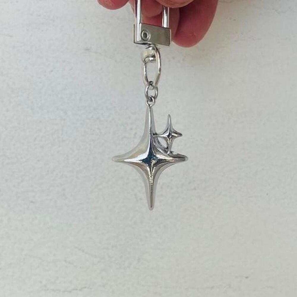 Y2k 2000s silver star keychain